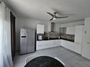 Beautiful two bedroom in center of Qawra